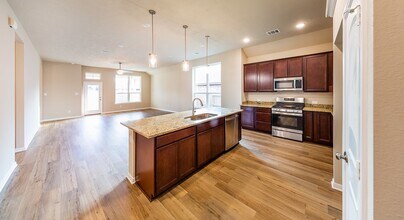 3526 Pinevale Ct in Conroe, TX - Building Photo - Building Photo