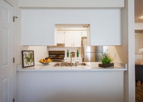 Whispering Sands in Albuquerque, NM - Building Photo