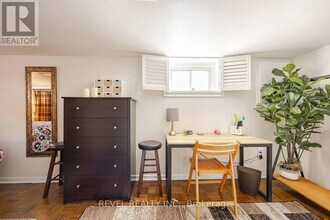 16 A Denison Ave in Toronto, ON - Building Photo - Building Photo