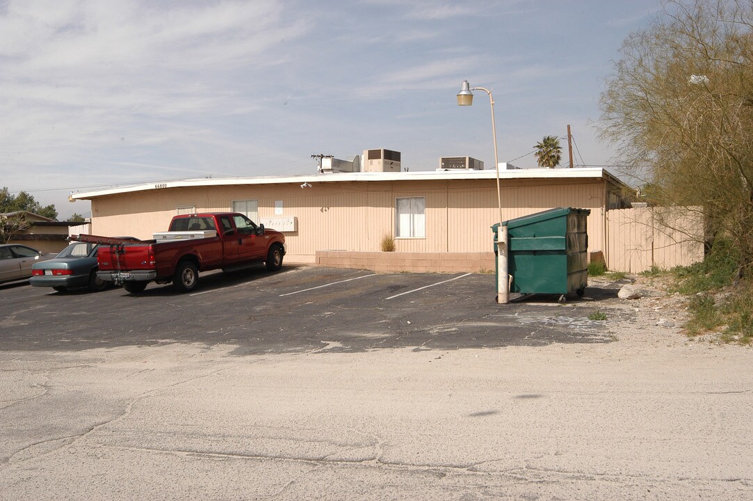 66800 1st St in Desert Hot Springs, CA - Building Photo