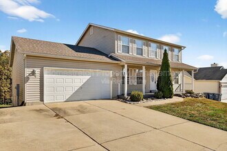 820 Whisper Creek Ct in Wentzville, MO - Building Photo - Building Photo