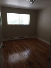 345-347 NW 46th St in Seattle, WA - Building Photo - Building Photo