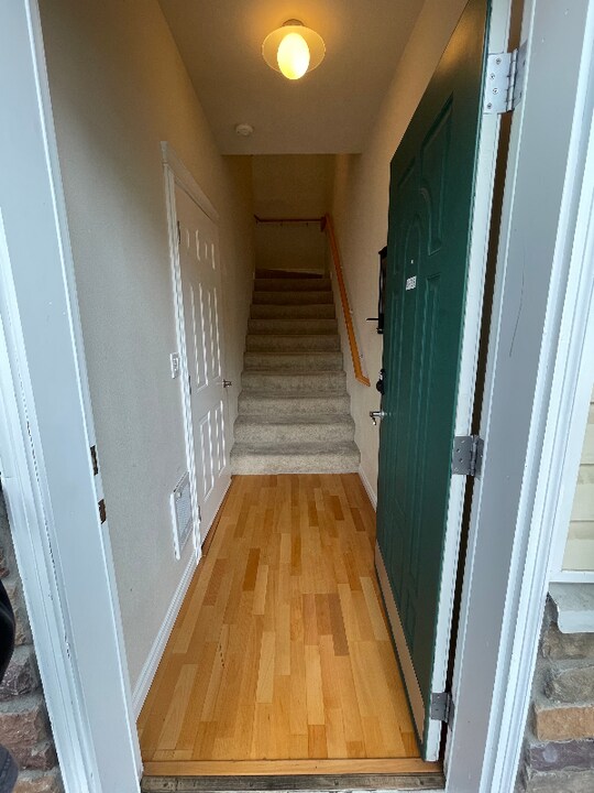 15806 18th Ave W in Lynnwood, WA - Building Photo