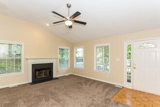 153 Country Mill Ln in Stockbridge, GA - Foto de edificio - Building Photo