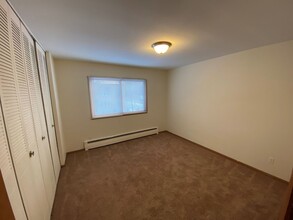 3446 Garfield Ave S in Minneapolis, MN - Building Photo - Interior Photo