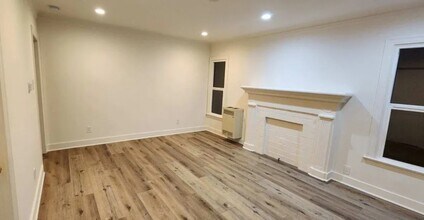 2229 Ellendale Pl, Unit Ellendale Place in Los Angeles, CA - Building Photo - Building Photo