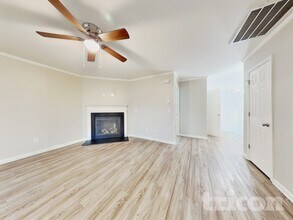 4097 Village Park Ct in Winston-Salem, NC - Building Photo - Building Photo