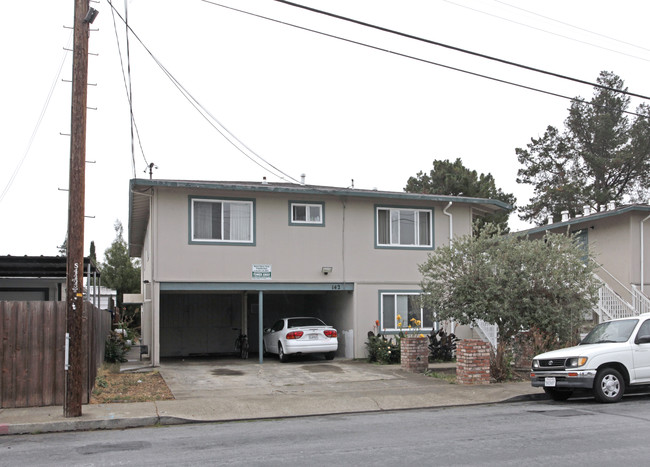 142 Berkshire Ave in Redwood City, CA - Building Photo - Building Photo