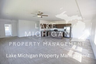 1170 Plymouth Ave NE in Grand Rapids, MI - Foto de edificio - Building Photo