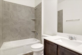 816 Mallow Rd in Leander, TX - Building Photo - Building Photo