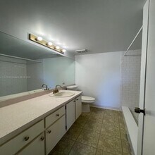 2454 NW 89th Dr in Coral Springs, FL - Building Photo - Building Photo