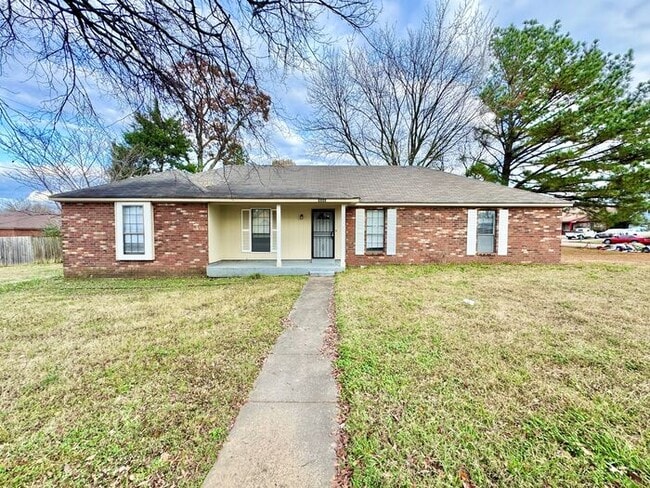 property at 4964 Barkshire Dr