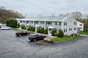 Morgan Estates Condominiums in Johnston, RI - Building Photo