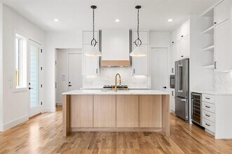 4604 Hopkins Ave in Dallas, TX - Building Photo - Building Photo