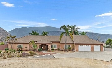 2378 Maudey Bell Ct in El Cajon, CA - Building Photo - Building Photo