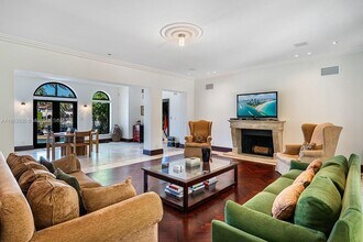 1425 W 27th St in Miami Beach, FL - Building Photo - Building Photo