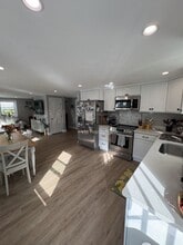 9 Greenwood Dr in Auburn, MA - Building Photo - Building Photo