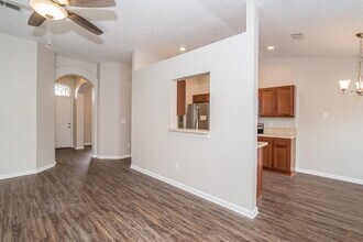 7955 Ortega Bluff Pkwy in Jacksonville, FL - Building Photo - Building Photo