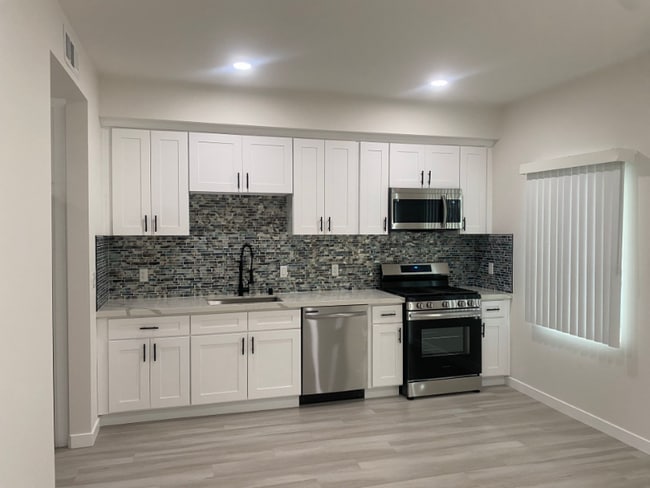 2341 Ulric St in San Diego, CA - Building Photo - Building Photo