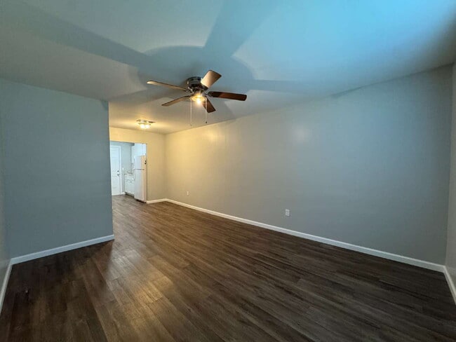 4006 E 11th St in Panama City, FL - Building Photo - Building Photo