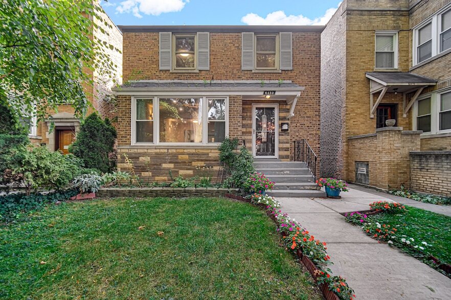 6423 N Seeley Ave in Chicago, IL - Building Photo