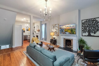 612 Shelby St in Frankfort, KY - Building Photo - Building Photo