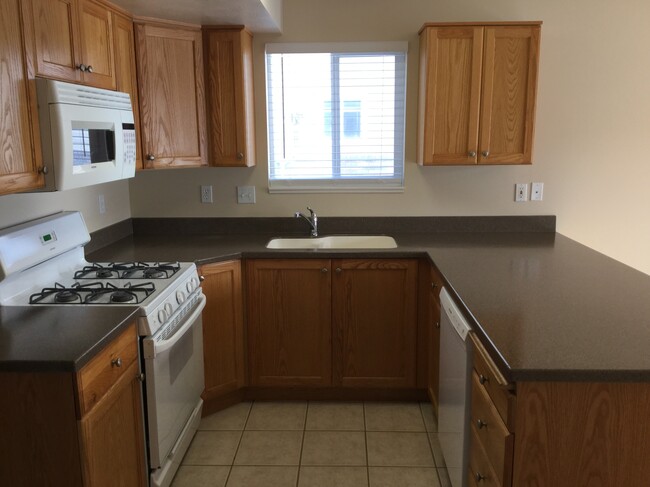 479 Raven Way, Unit C in Chubbuck, ID - Building Photo - Building Photo