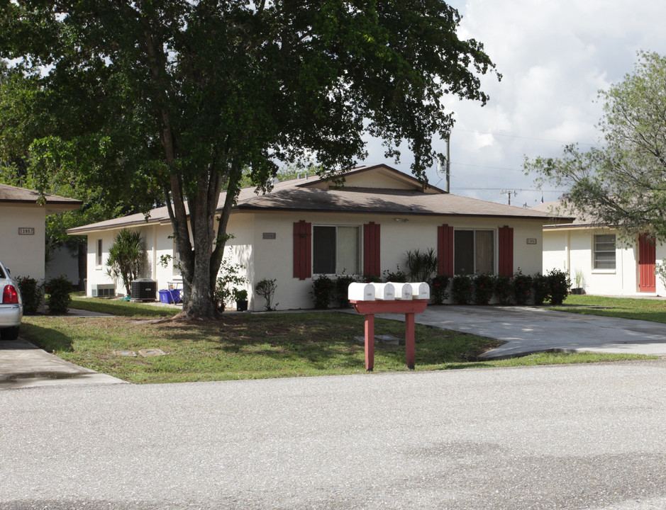 13949-13951 1st St in Ft. Myers, FL - Building Photo