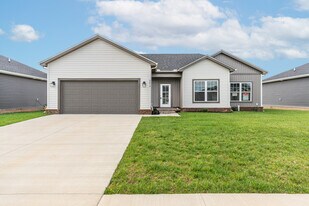 2679 Cedrus Ave in Bowling Green, KY - Building Photo