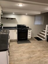 2122 Kenilworth Ave, Unit 1b in Berwyn, IL - Building Photo - Building Photo