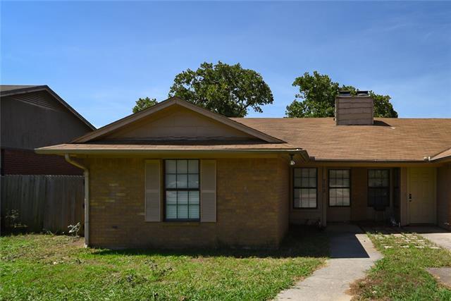 property at 708 Woodland Ct