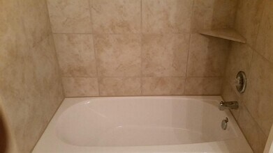 3911 Webster Wds in Katy, TX - Foto de edificio - Building Photo