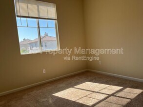 1005 Ashbridge Bay Dr in Pittsburg, CA - Building Photo - Building Photo