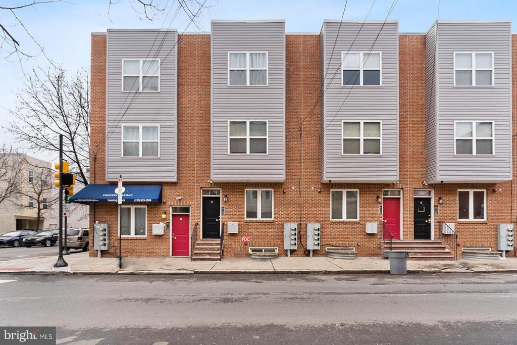 1801 Cecil B. Moore Ave in Philadelphia, PA - Building Photo