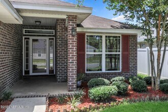 5816 Round Table Rd in Jacksonville, FL - Building Photo - Building Photo