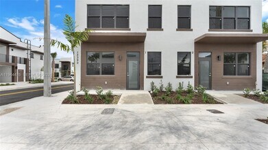 13390 SW 251st Terrace in Princeton, FL - Building Photo - Building Photo