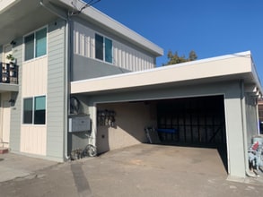 1308 Elgin St in San Leandro, CA - Building Photo - Building Photo