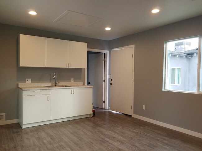 property at 11129 Archwood St
