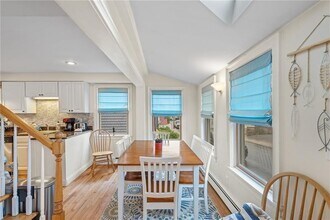 7 Bacheller St in Newport, RI - Building Photo - Building Photo