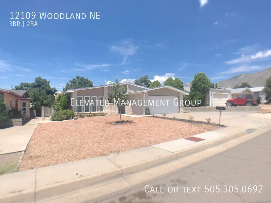 12109 Woodland Ave NE in Albuquerque, NM - Building Photo