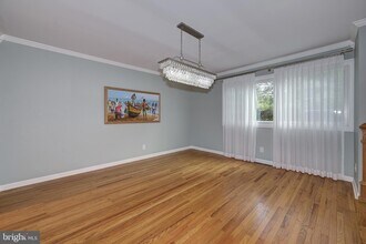 1717 Country Club Dr in Cherry Hill Township, NJ - Building Photo - Building Photo