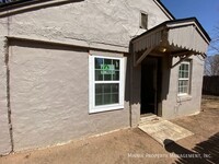 1920 20th St in Lubbock, TX - Building Photo - Building Photo