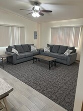 320 W Mark St, Unit 5 in Winona, MN - Building Photo - Building Photo