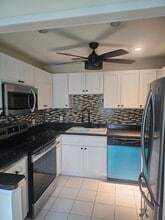 387 S McMullen Booth Rd, Unit 15 in Clearwater, FL - Building Photo - Building Photo