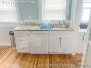 92 South St in Medford, MA - Building Photo - Building Photo