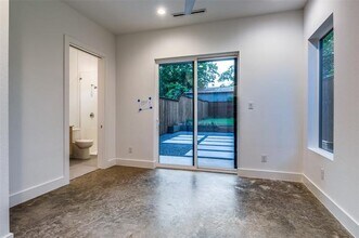 2315 Hawthorne Ave in Dallas, TX - Building Photo - Building Photo