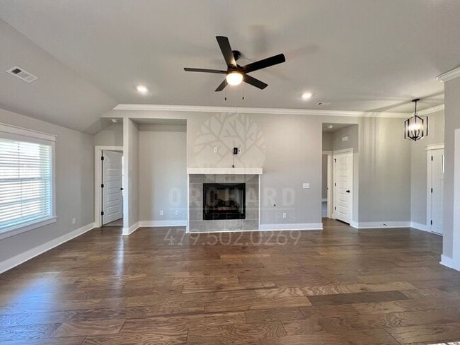 18 E Loveland Loop in Farmington, AR - Building Photo - Building Photo