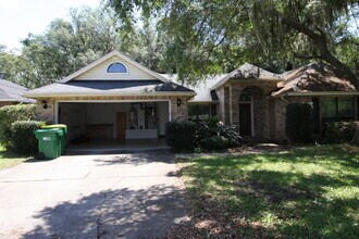 6 Kimbrough Rd in Mary Esther, FL - Building Photo - Building Photo