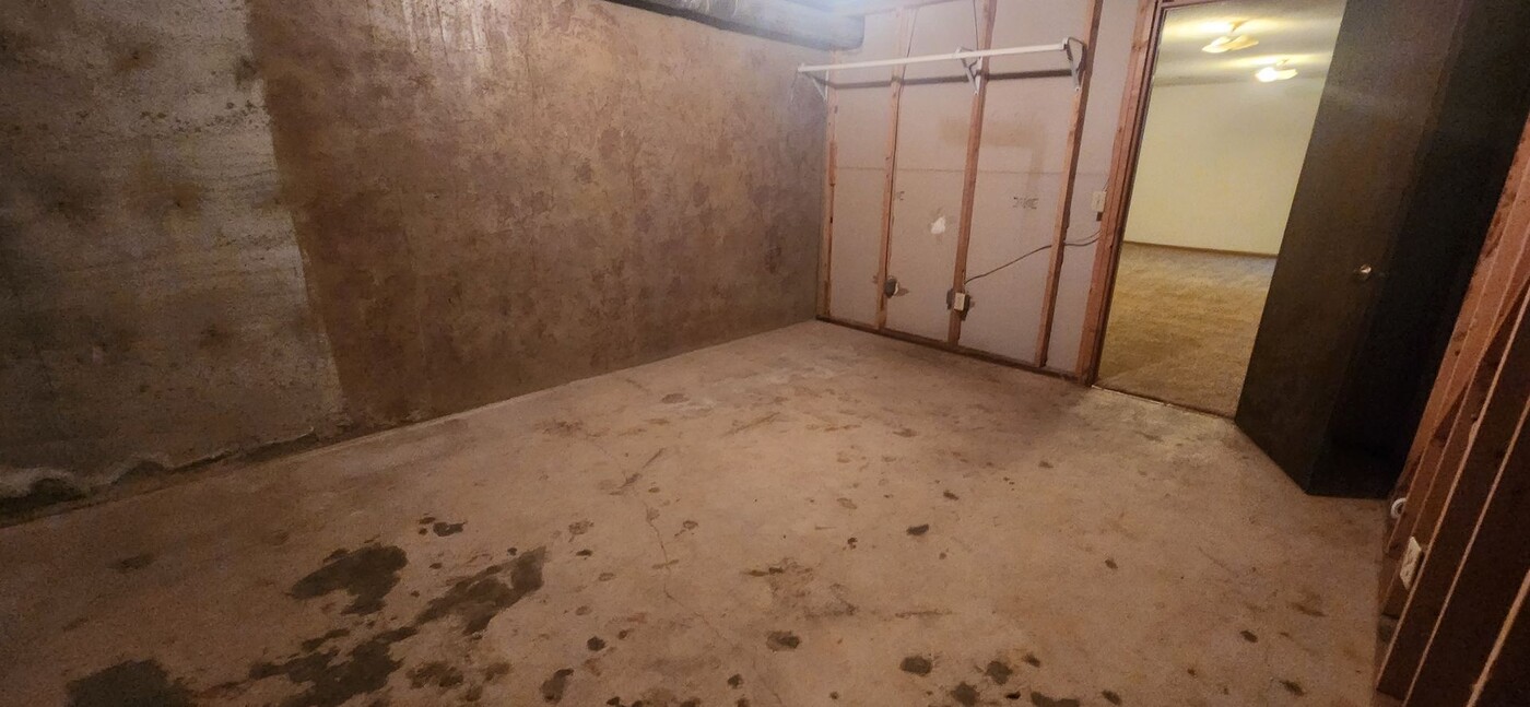 6920 W O'Neil St-Unit -6922 in Wichita, KS - Building Photo