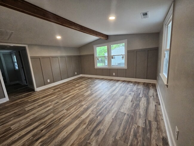 110 Whitesides St in Cherryville, NC - Building Photo - Building Photo